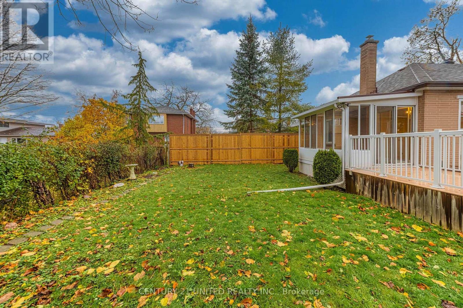 835 Barnardo Avenue, Peterborough, Ontario  K9H 5W1 - Photo 3 - X12520956