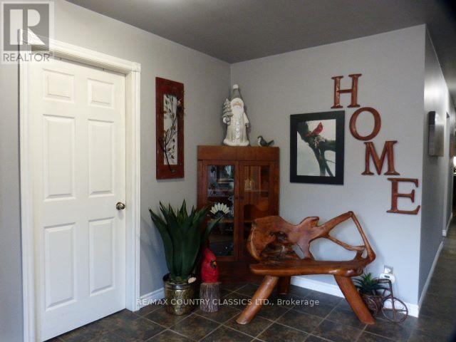 1689 Graphite Road, Hastings Highlands, Ontario  K0L 2S0 - Photo 25 - X12521072