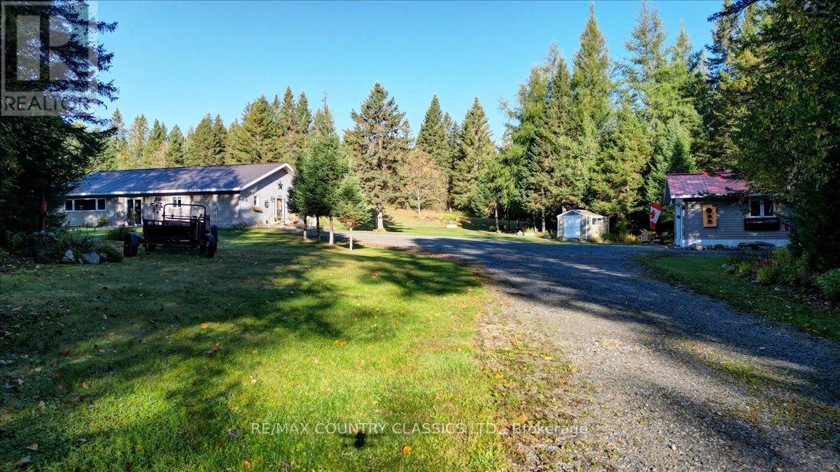 1689 Graphite Road, Hastings Highlands, Ontario  K0L 2S0 - Photo 3 - X12521072