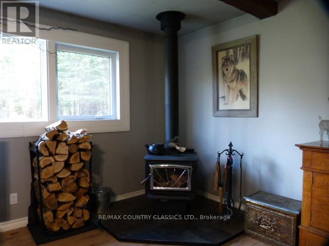 1689 Graphite Road, Hastings Highlands, Ontario  K0L 2S0 - Photo 33 - X12521072