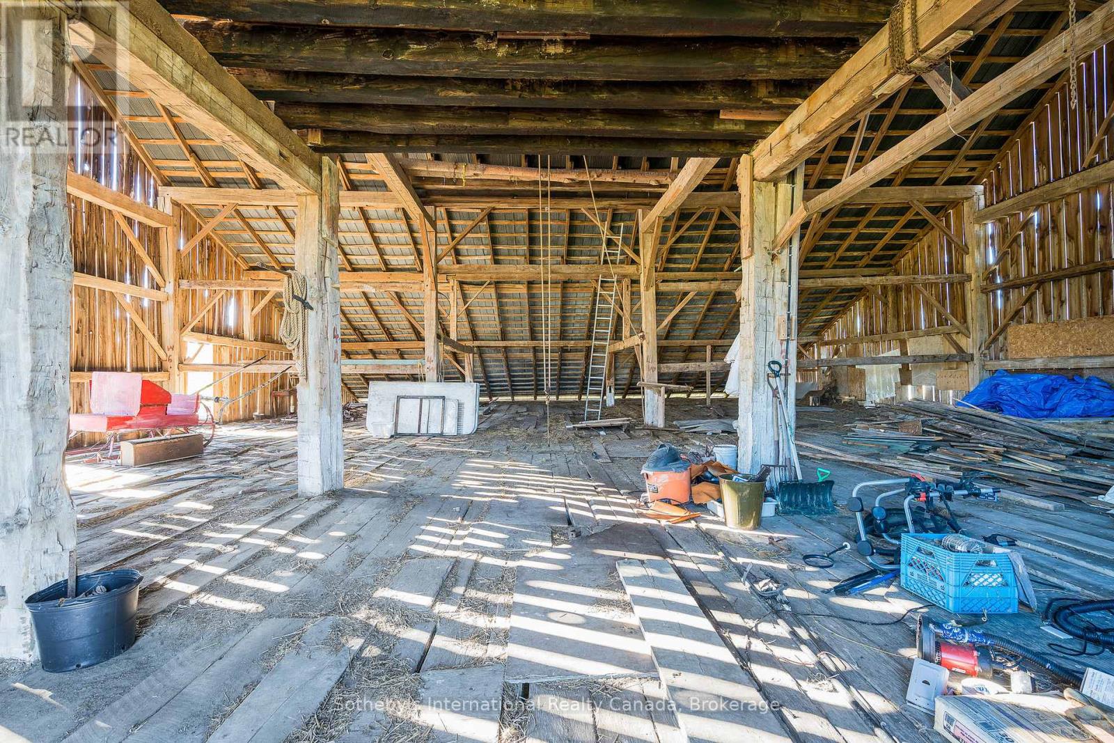 315298 3rd Line A, Grey Highlands, Ontario N0C 1E0 - Photo 36 - X12520904