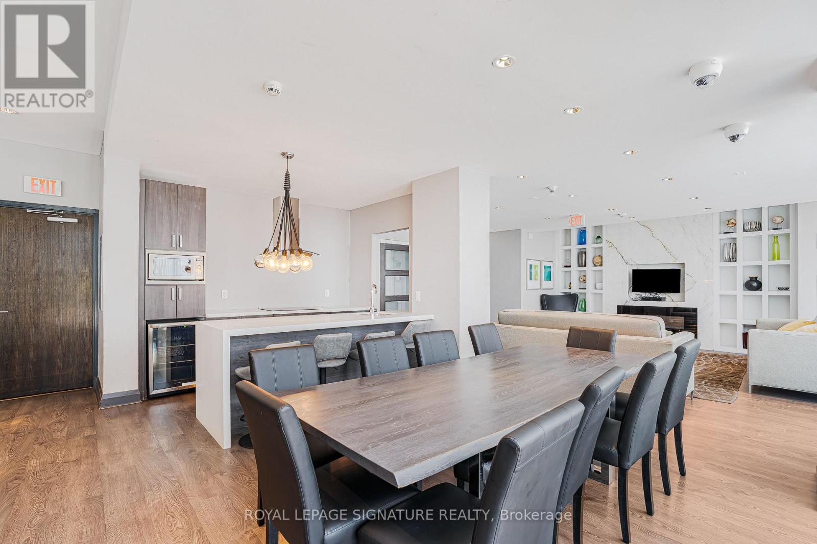 527 - 1185 The Queensway, Toronto, Ontario M8Z 0C6 - Photo 21 - W12520722