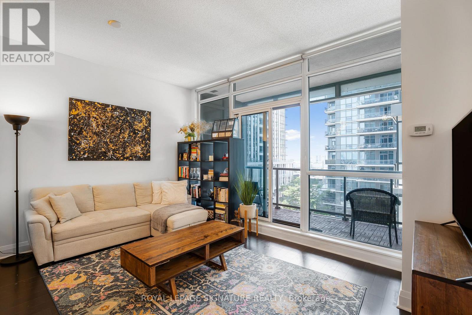 527 - 1185 The Queensway, Toronto, Ontario M8Z 0C6 - Photo 8 - W12520722