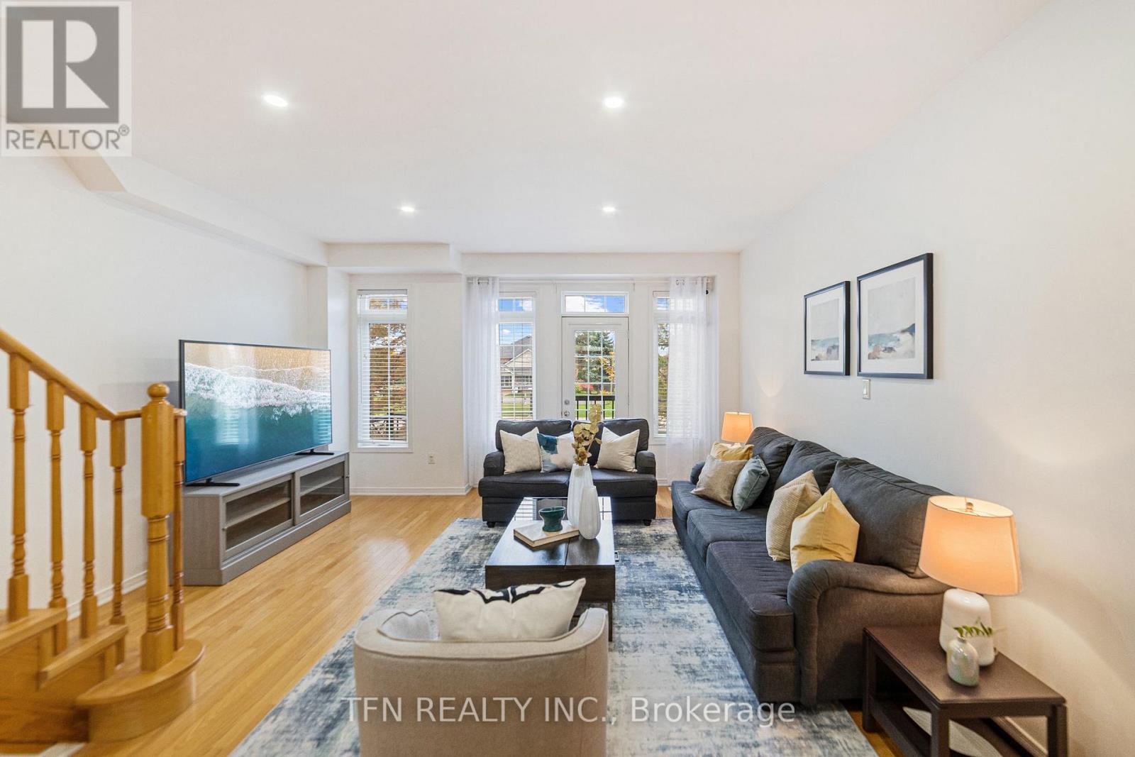 7166 TRIUMPH LANE, Mississauga, Ontario