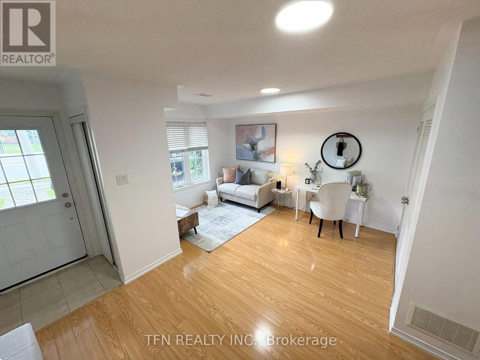 7166 Triumph Lane, Mississauga, Ontario L5N 0C5 - Photo 36 - W12520740