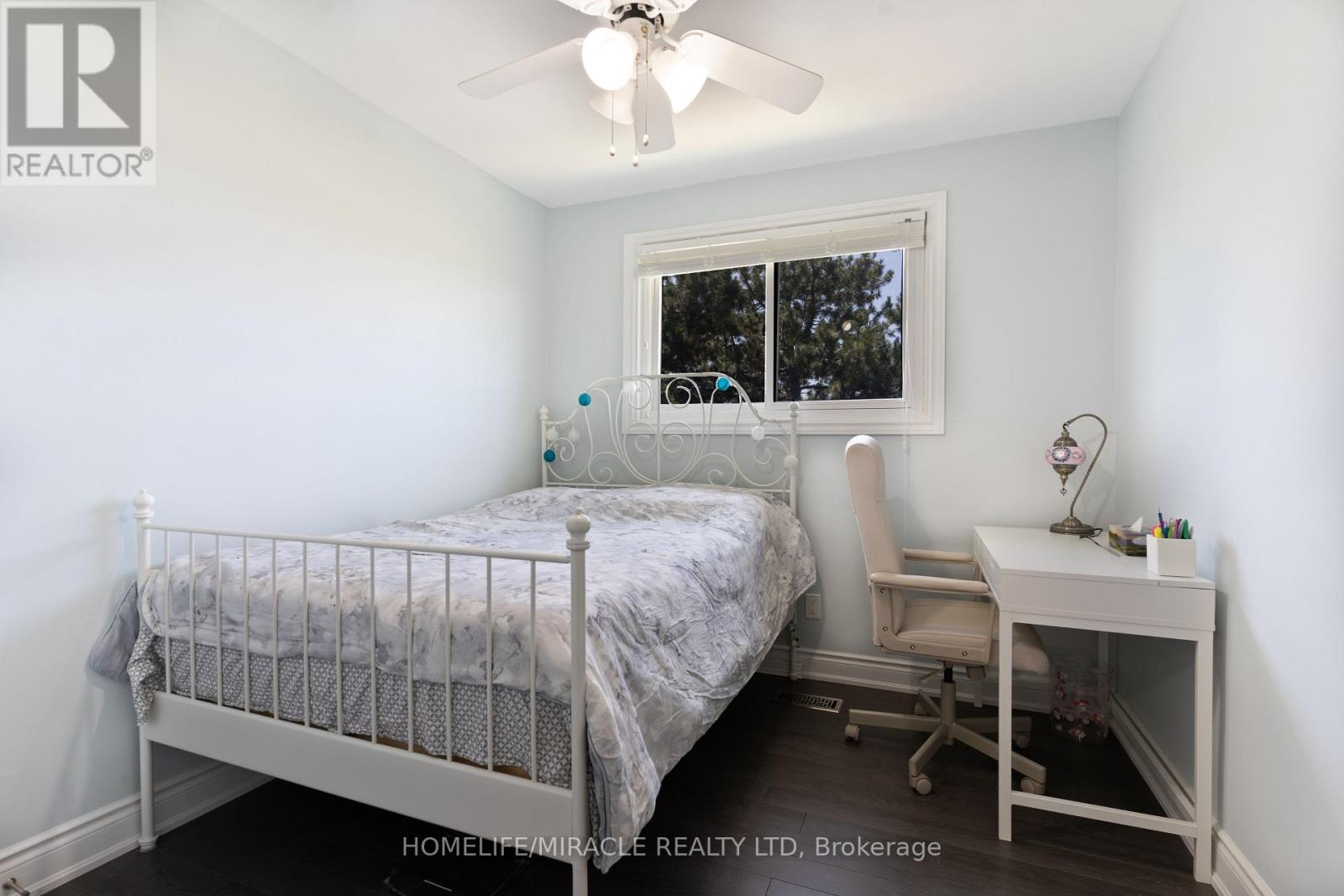 7568 Middleshire Drive, Mississauga, Ontario L4T 3S2 - Photo 17 - W12520752