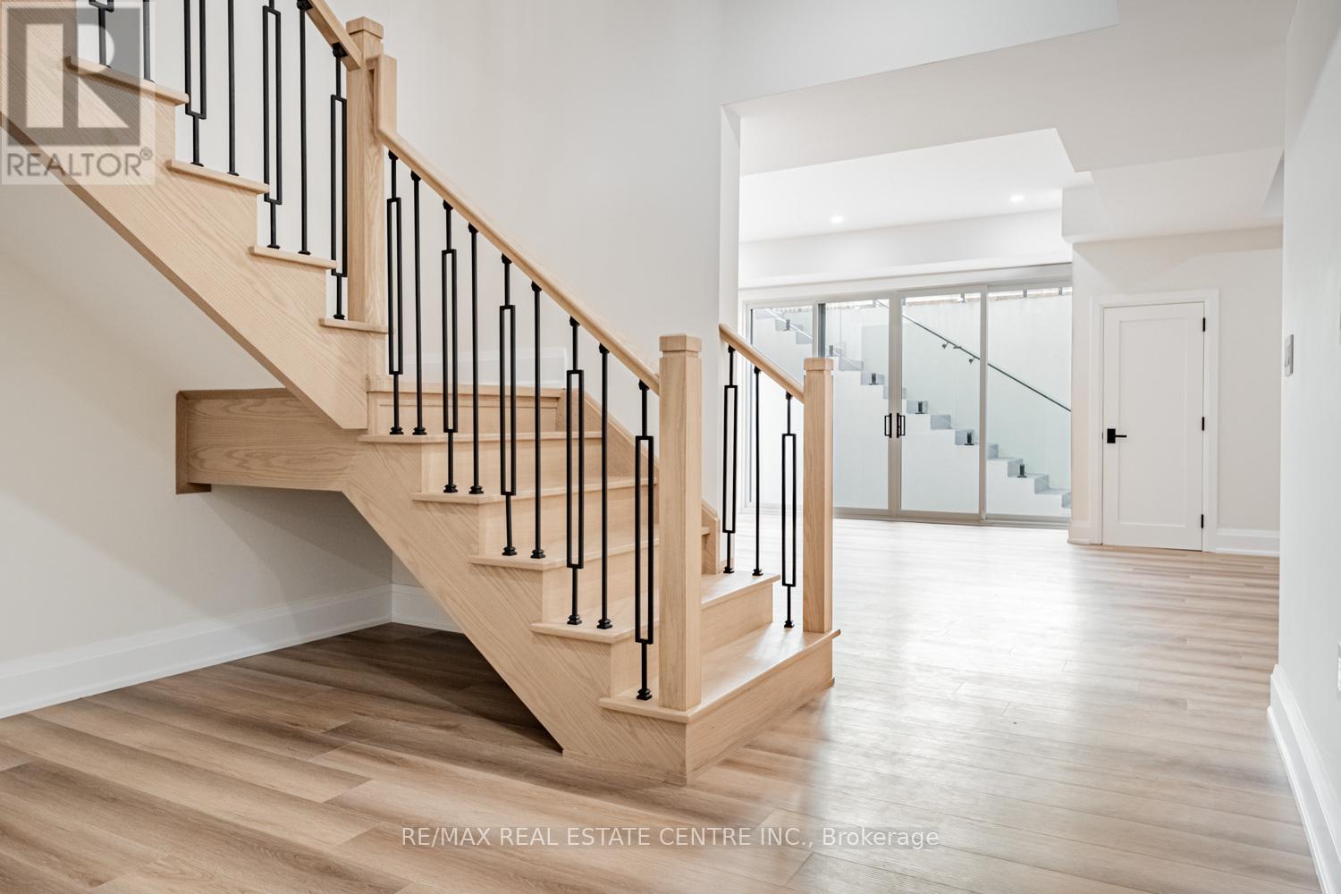 368 Weighton Drive, Oakville, Ontario  L6K 2R4 - Photo 33 - W12520782