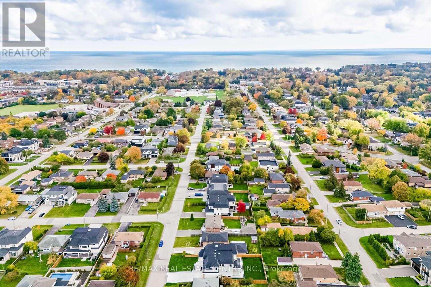 368 Weighton Drive, Oakville, Ontario  L6K 2R4 - Photo 49 - W12520782