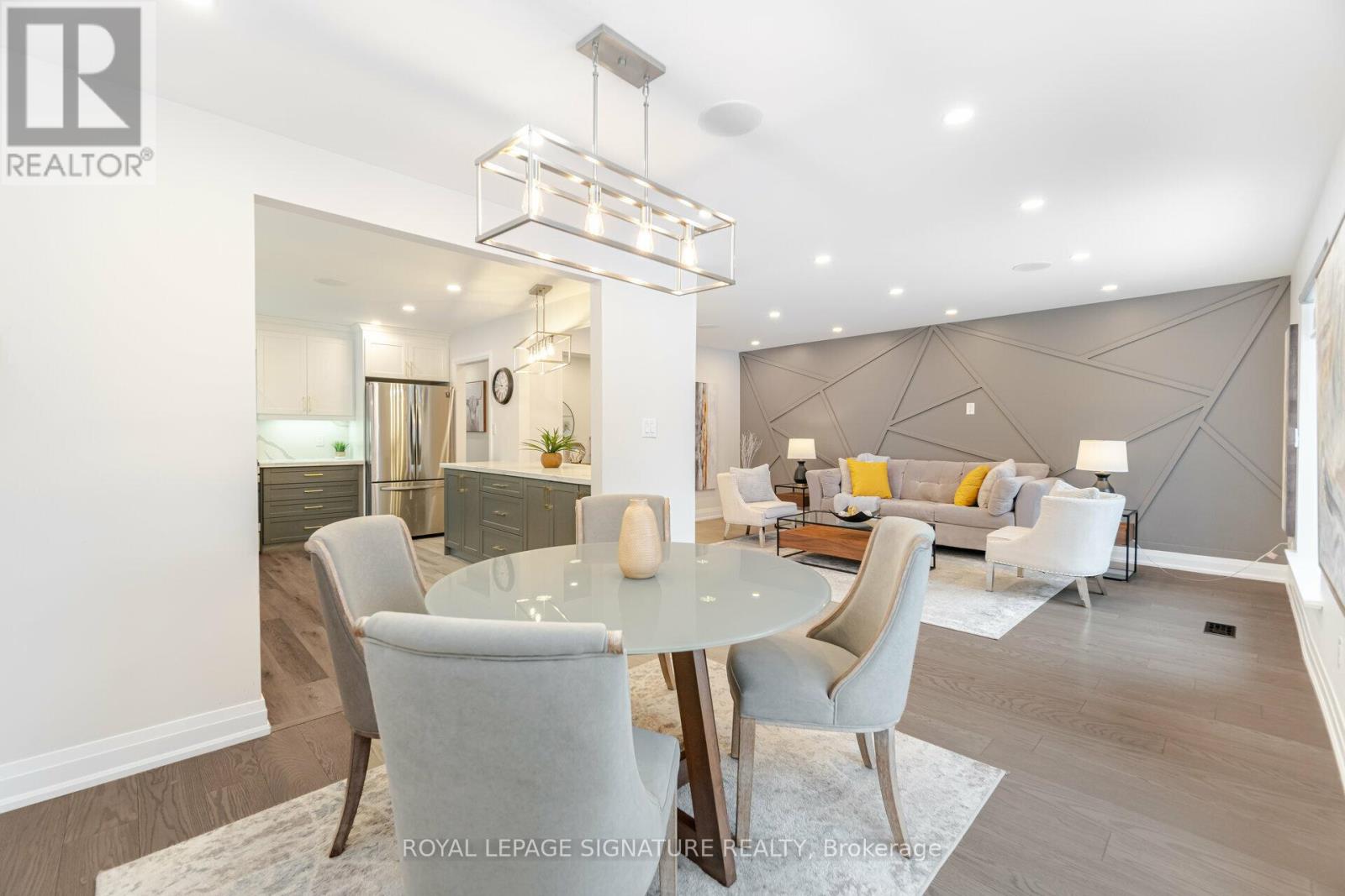 388 Antigua Road, Mississauga, Ontario  L5B 1C4 - Photo 12 - W12520844