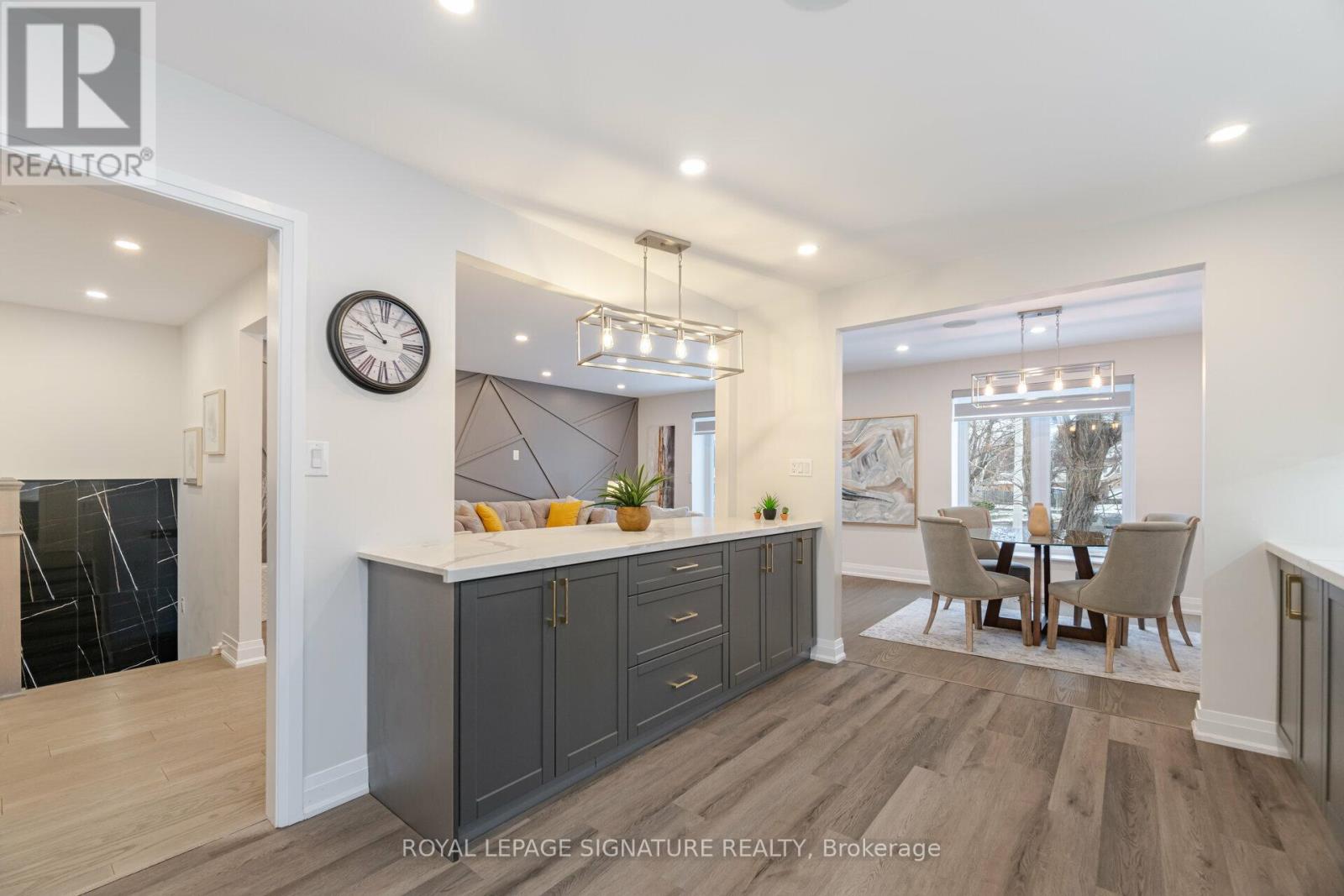 388 Antigua Road, Mississauga, Ontario  L5B 1C4 - Photo 17 - W12520844