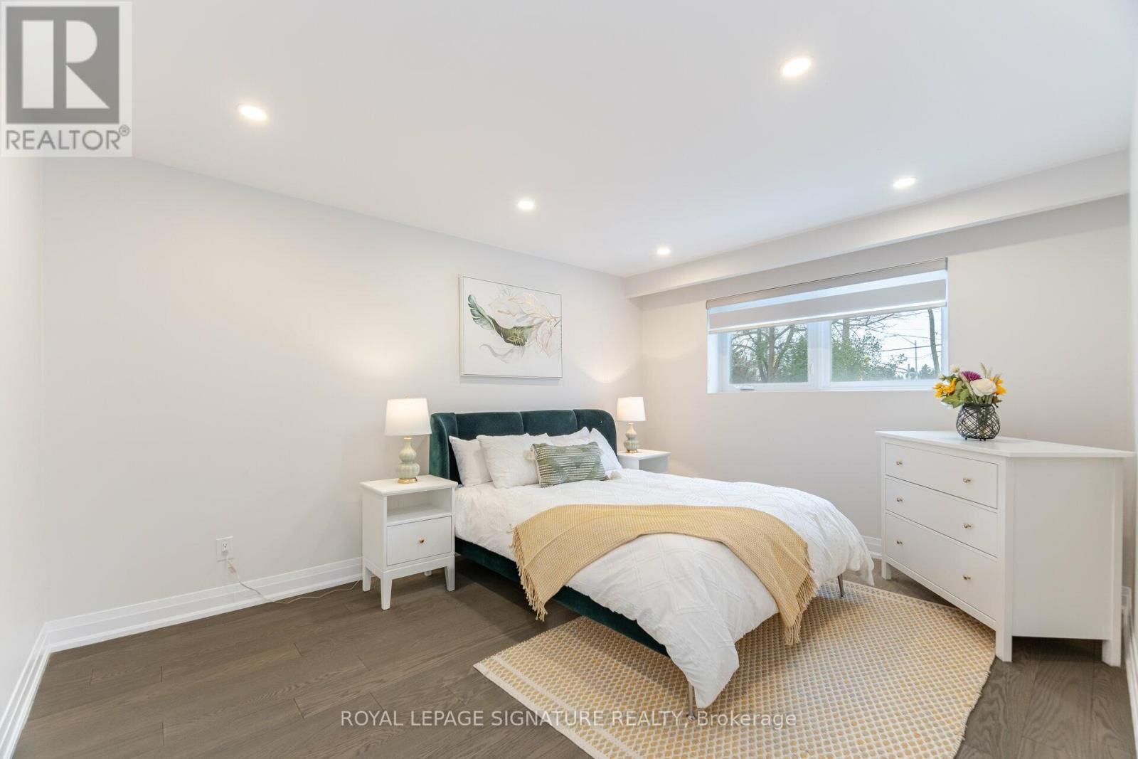 388 Antigua Road, Mississauga, Ontario  L5B 1C4 - Photo 18 - W12520844