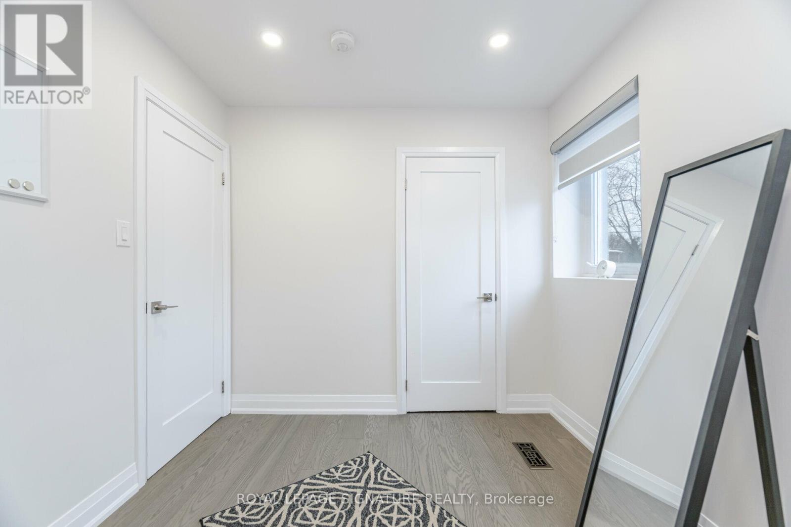 388 Antigua Road, Mississauga, Ontario  L5B 1C4 - Photo 24 - W12520844