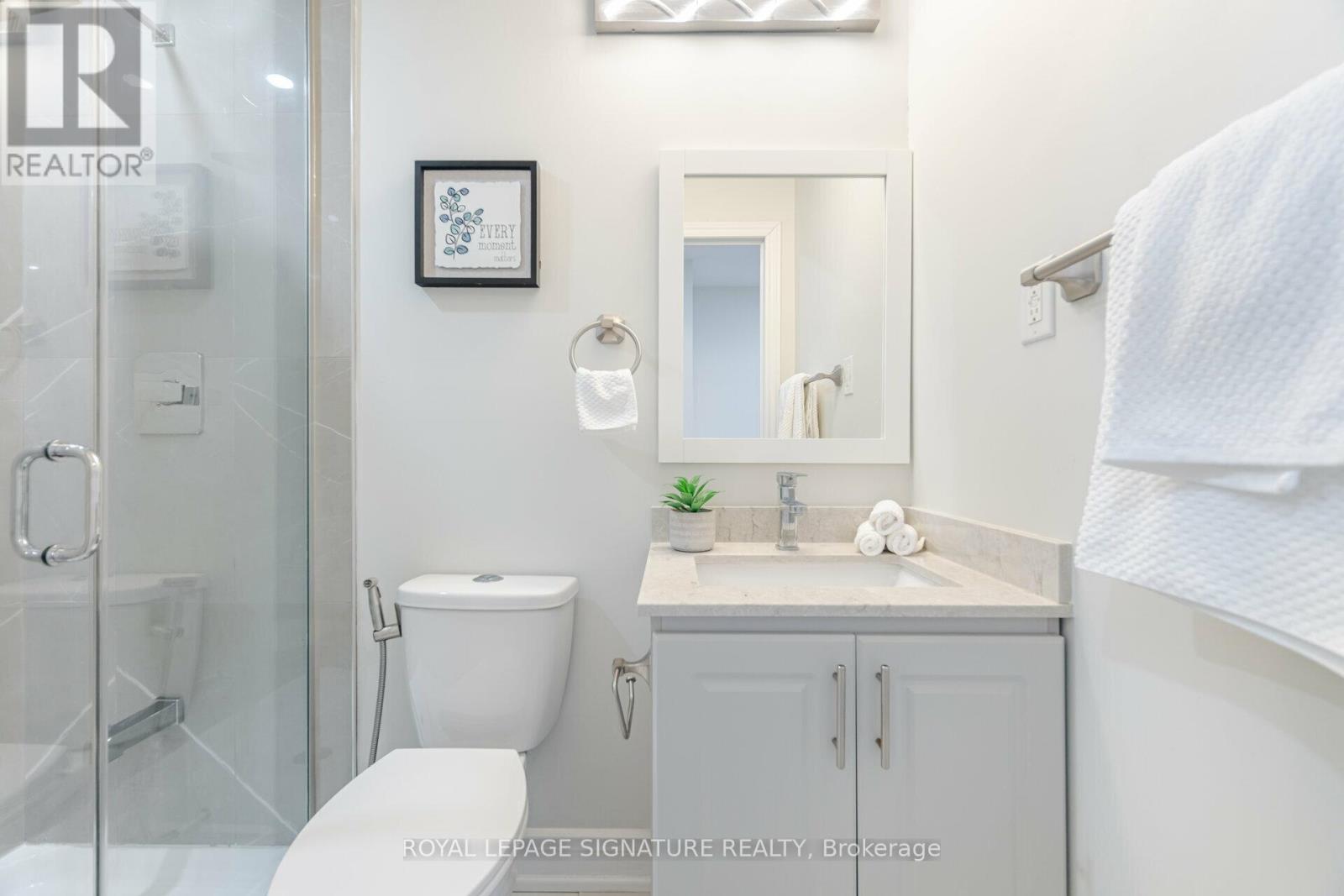 388 Antigua Road, Mississauga, Ontario  L5B 1C4 - Photo 29 - W12520844