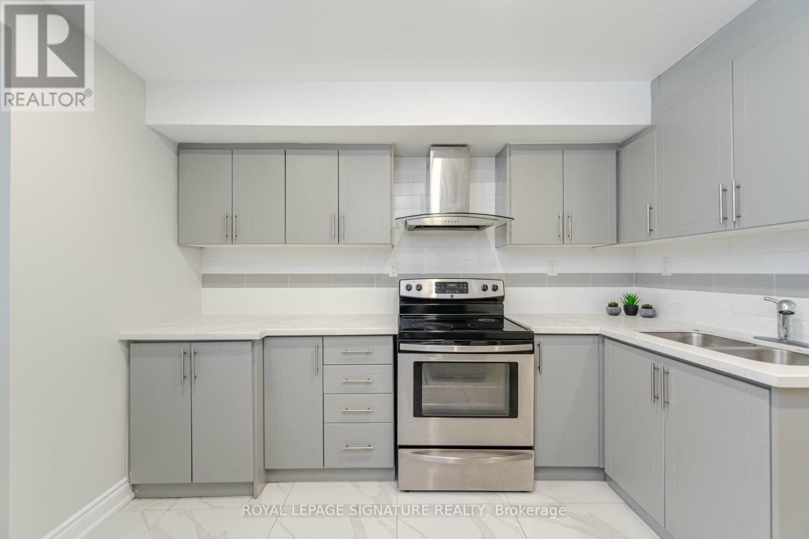 388 Antigua Road, Mississauga, Ontario  L5B 1C4 - Photo 36 - W12520844