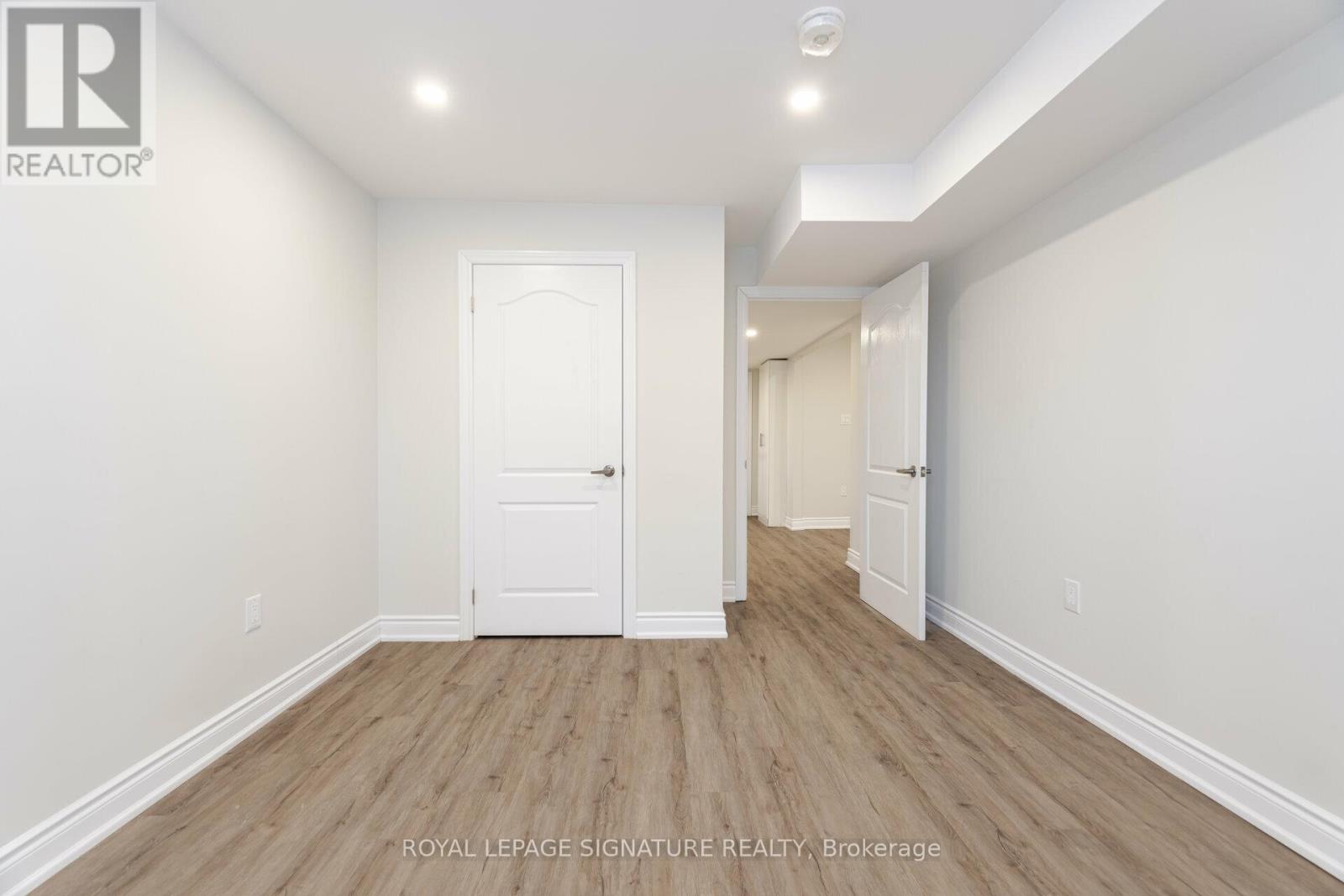 388 Antigua Road, Mississauga, Ontario  L5B 1C4 - Photo 39 - W12520844