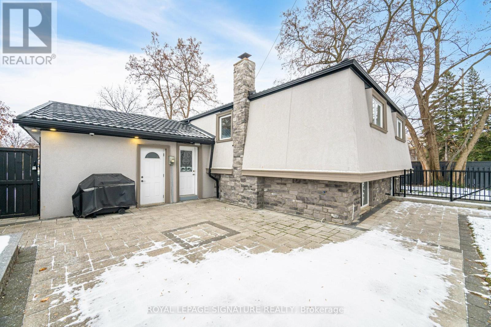 388 Antigua Road, Mississauga, Ontario  L5B 1C4 - Photo 46 - W12520844