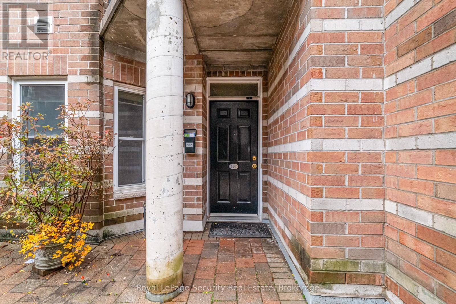 137 - 760 Lawrence Avenue W, Toronto, Ontario  M6A 3E7 - Photo 5 - W12520846