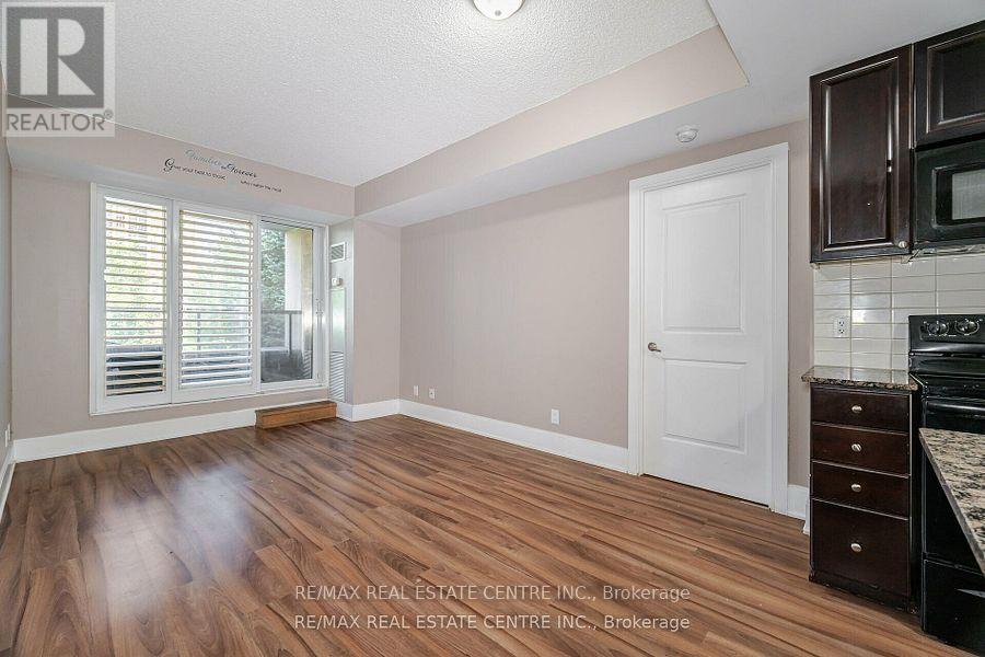 204 - 330 Burnhamthorpe Road, Mississauga, Ontario  L5B 0E1 - Photo 16 - W12520854