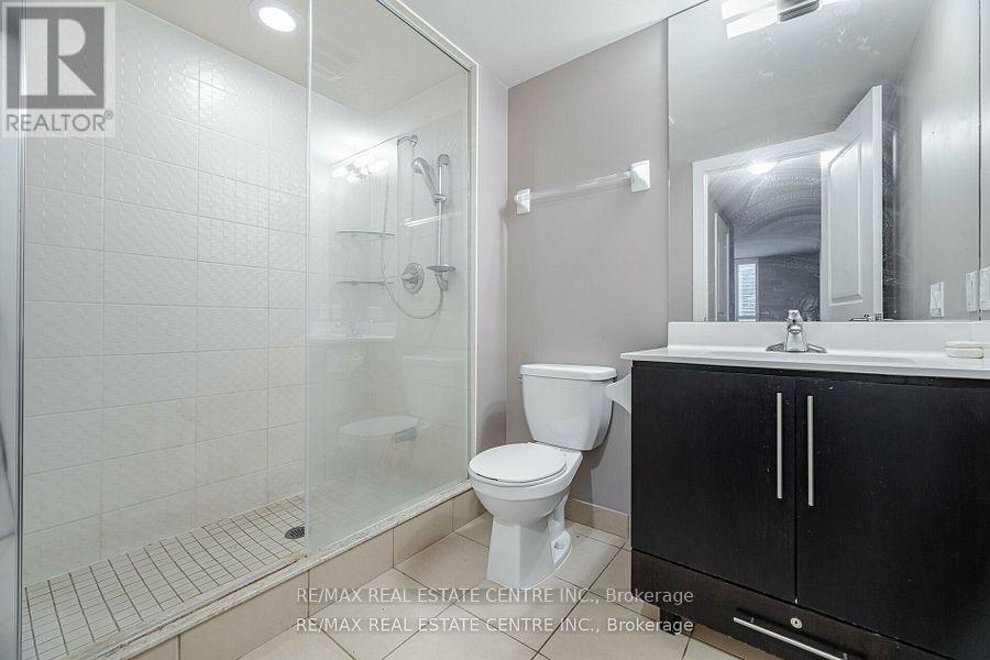 204 - 330 Burnhamthorpe Road, Mississauga, Ontario  L5B 0E1 - Photo 23 - W12520854