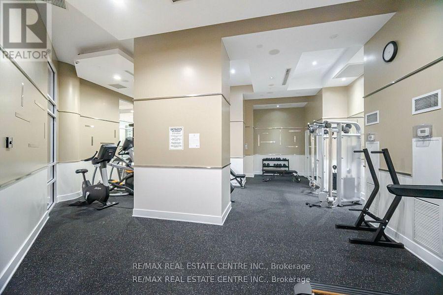 204 - 330 Burnhamthorpe Road, Mississauga, Ontario  L5B 0E1 - Photo 34 - W12520854