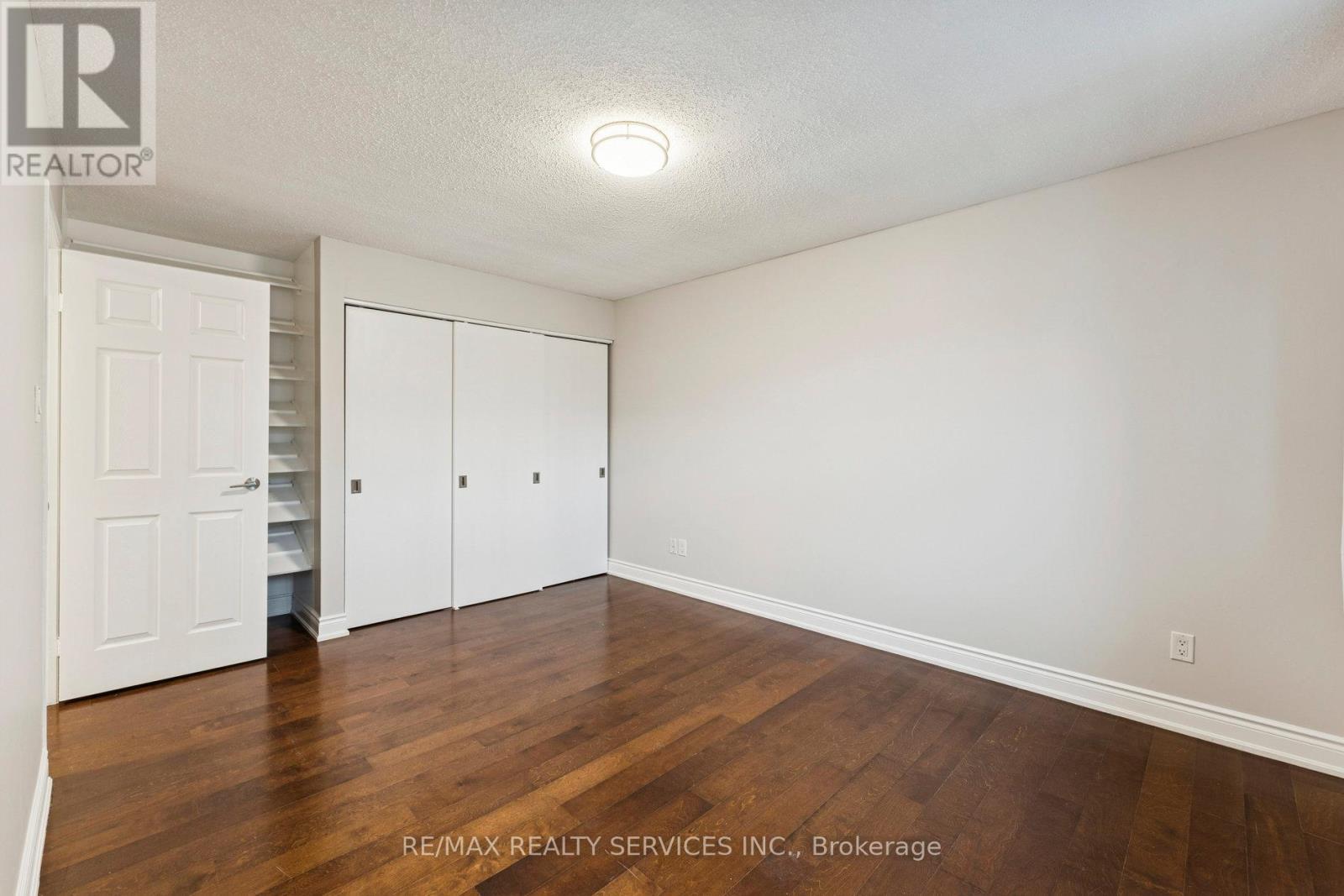 21 Majestic Crescent, Brampton, Ontario  L6S 3N1 - Photo 27 - W12520862