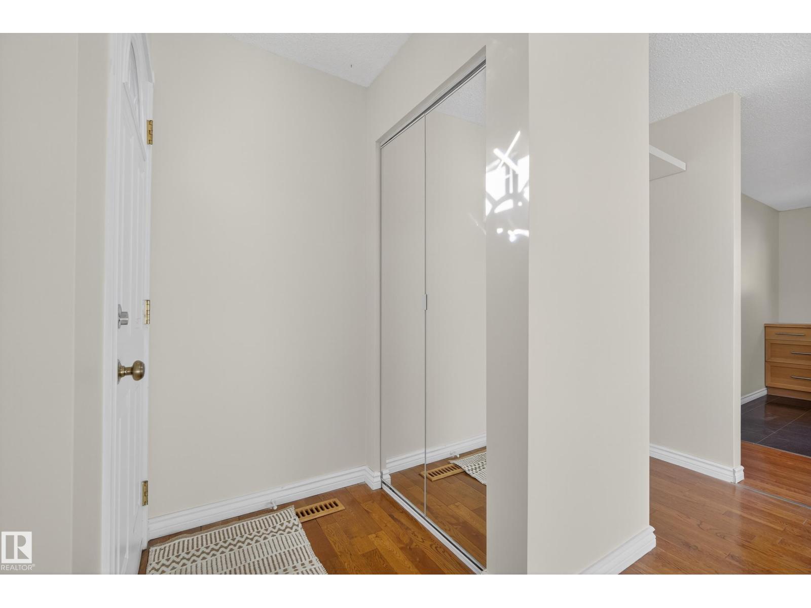 14524 21 St Nw, Edmonton, Alberta  T5Y 1T8 - Photo 10 - E4465053