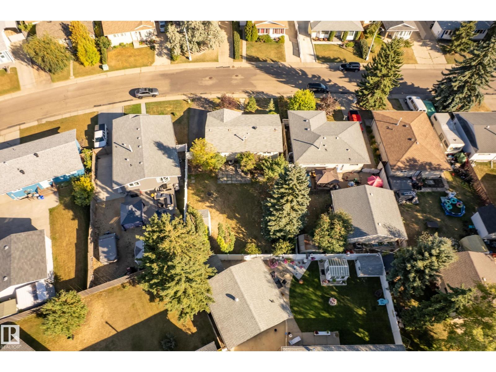 14524 21 St Nw, Edmonton, Alberta  T5Y 1T8 - Photo 5 - E4465053