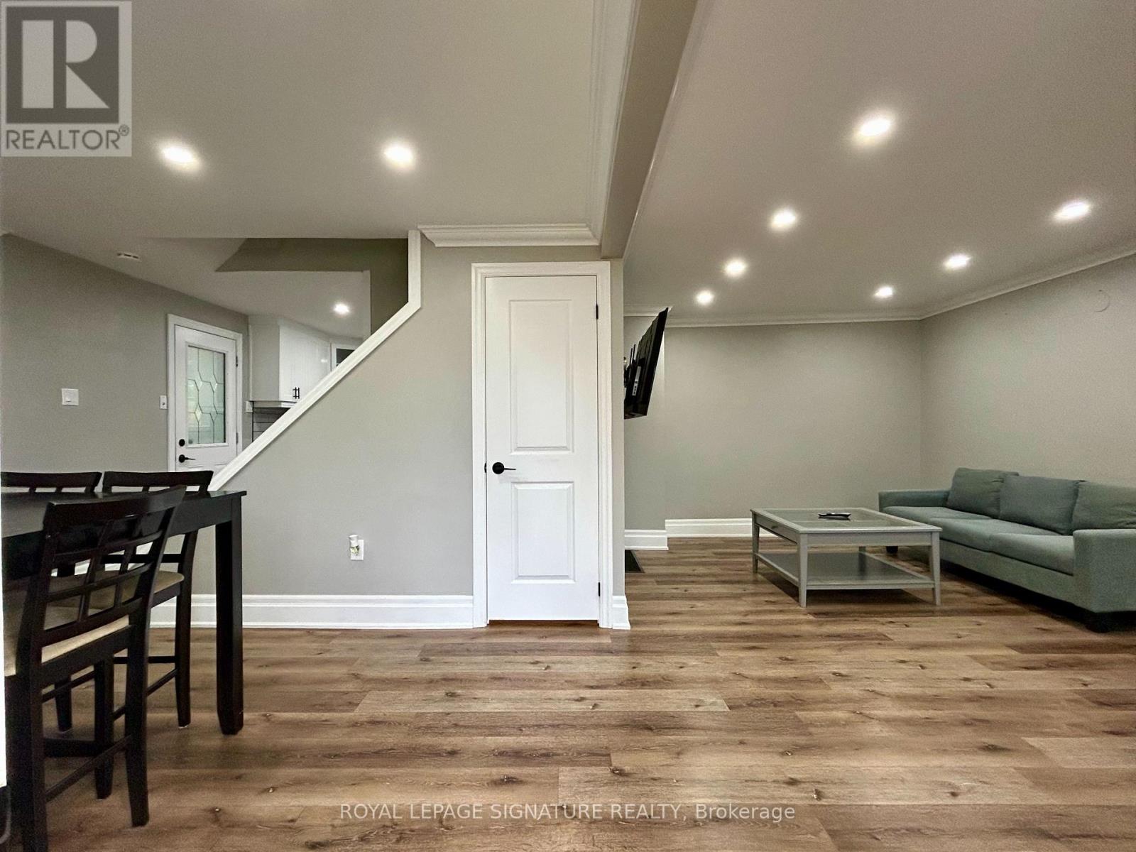 55 Stafford Street, Woodstock, Ontario  N4S 3Z8 - Photo 3 - X12520750