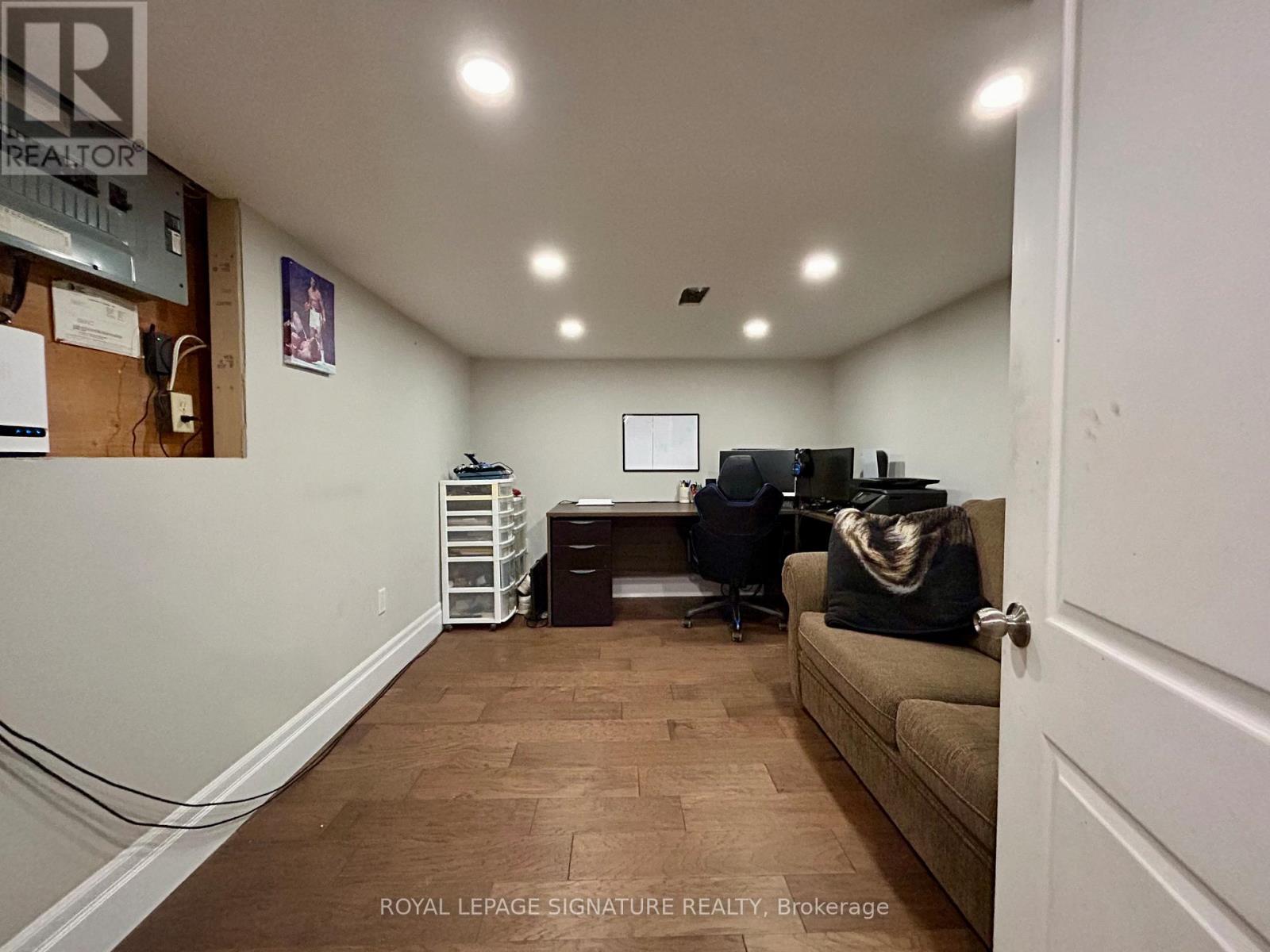 55 Stafford Street, Woodstock, Ontario  N4S 3Z8 - Photo 39 - X12520750