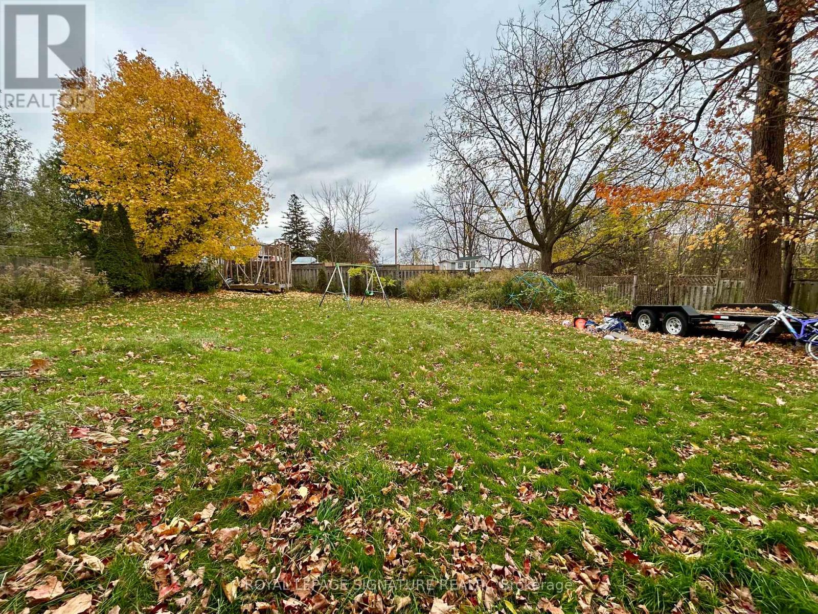 55 Stafford Street, Woodstock, Ontario  N4S 3Z8 - Photo 6 - X12520750