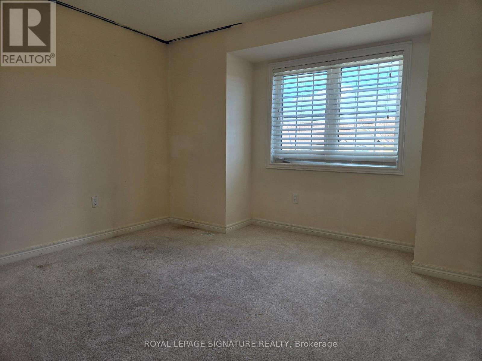 8 Beasley Grove, Hamilton, Ontario  L9K 0J7 - Photo 19 - X12520776