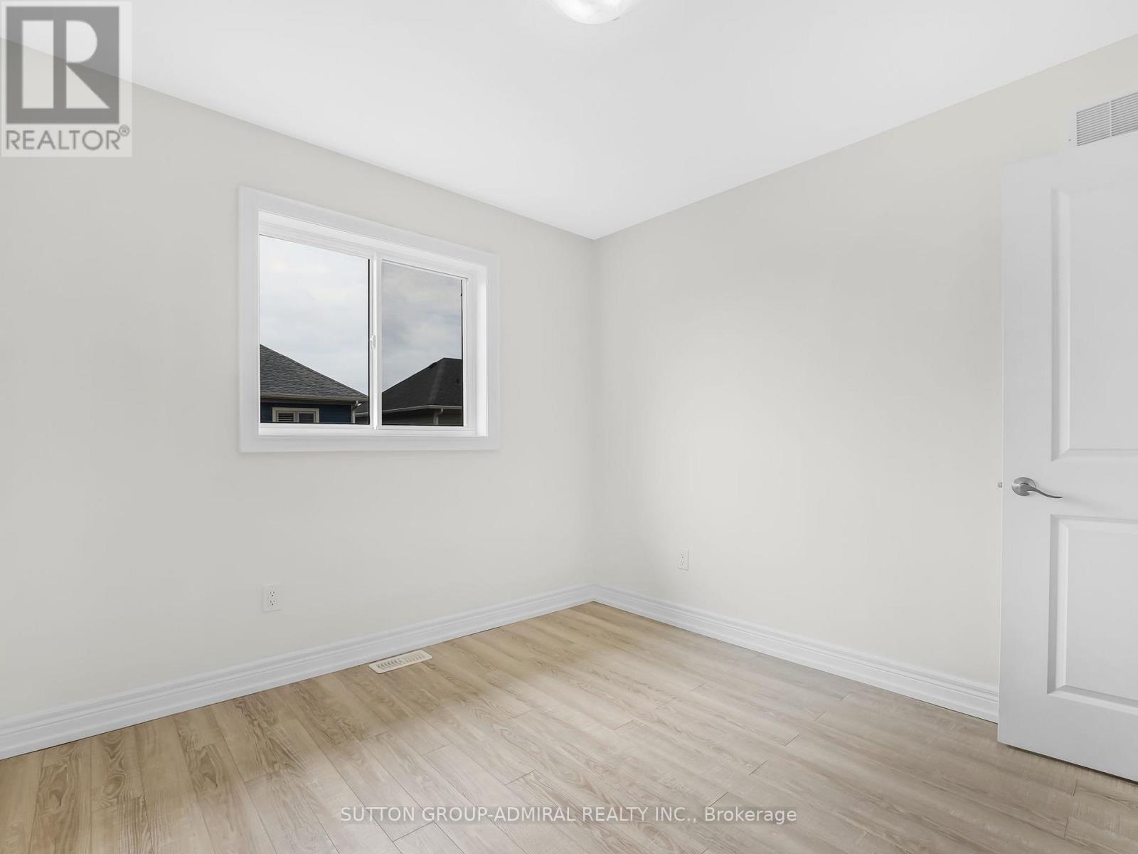 3863 Ryan Avenue, Fort Erie, Ontario  L0S 1B0 - Photo 17 - X12520786