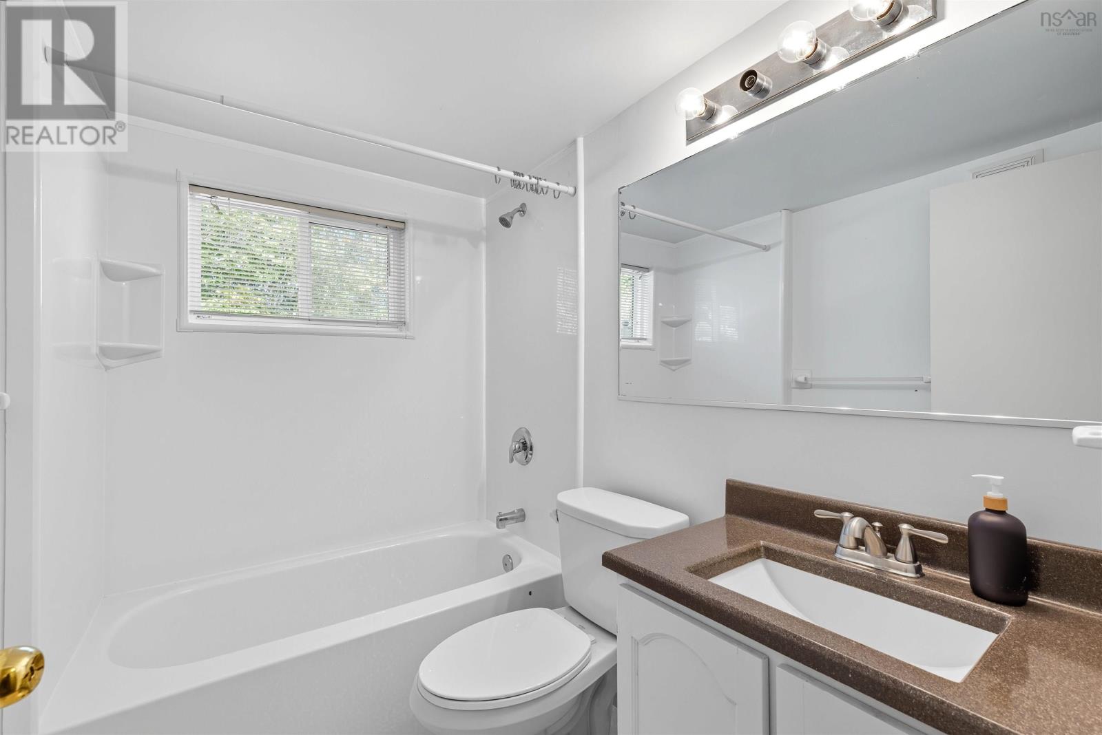 1-2 15 Idlewylde Road, Halifax, Nova Scotia  B3N 1B8 - Photo 31 - 202525286