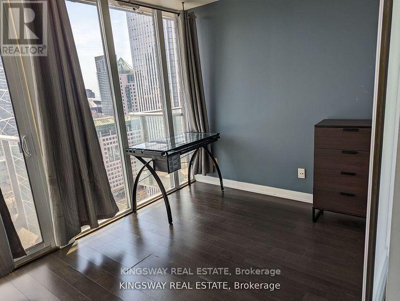 3002 - 126 Simcoe Street, Toronto, Ontario  M5H 4E6 - Photo 11 - C12520882