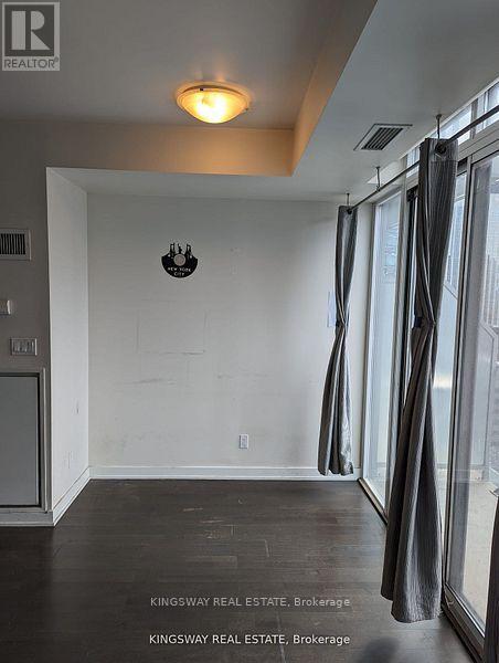 3002 - 126 Simcoe Street, Toronto, Ontario  M5H 4E6 - Photo 5 - C12520882