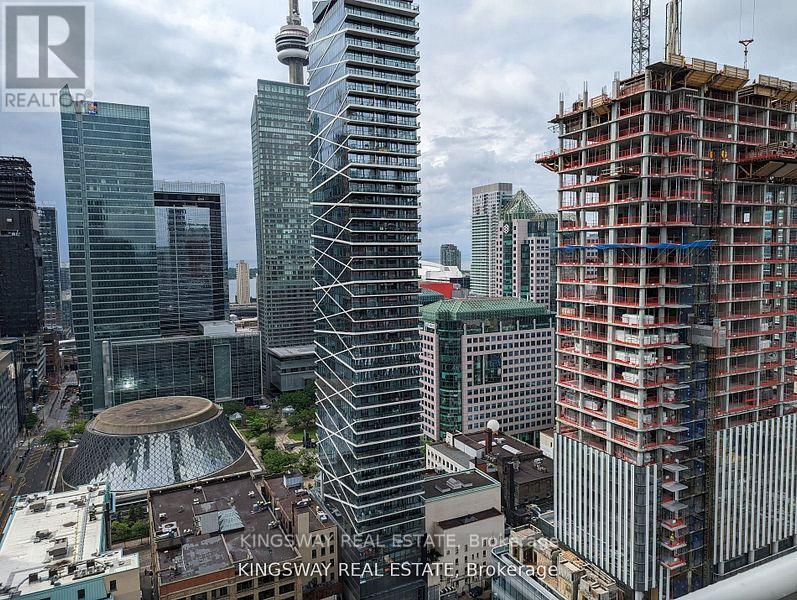 3002 - 126 Simcoe Street, Toronto, Ontario  M5H 4E6 - Photo 7 - C12520882