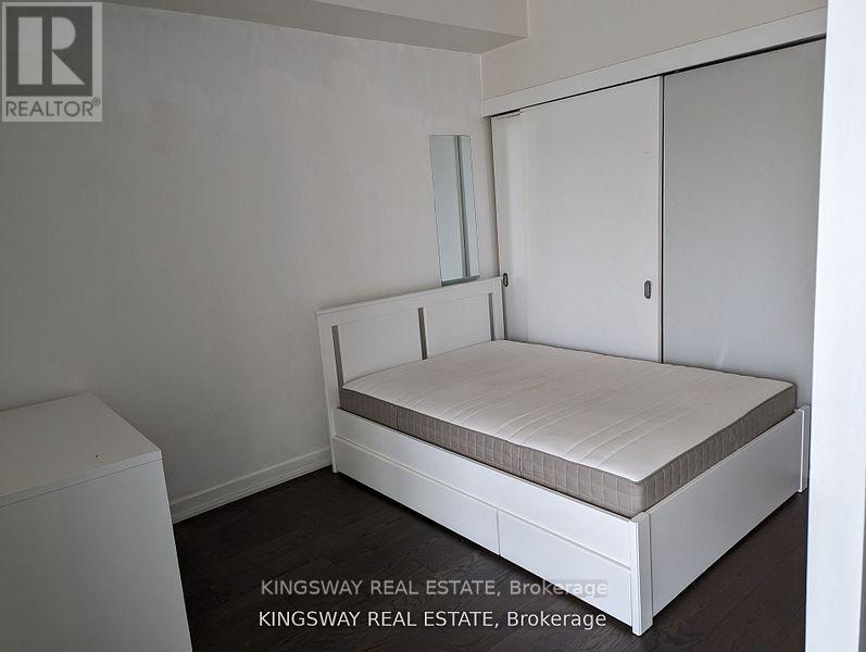 3002 - 126 Simcoe Street, Toronto, Ontario  M5H 4E6 - Photo 9 - C12520882