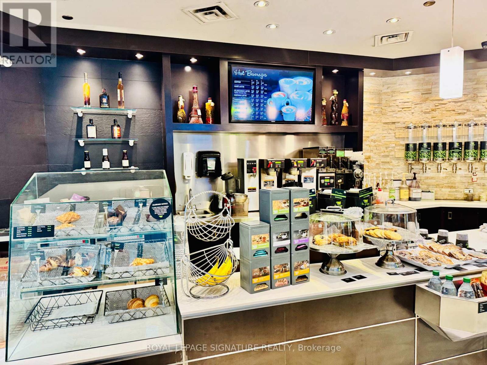 G17 - 5150 Yonge Street, Toronto, Ontario  M2N 6L8 - Photo 4 - C12520990