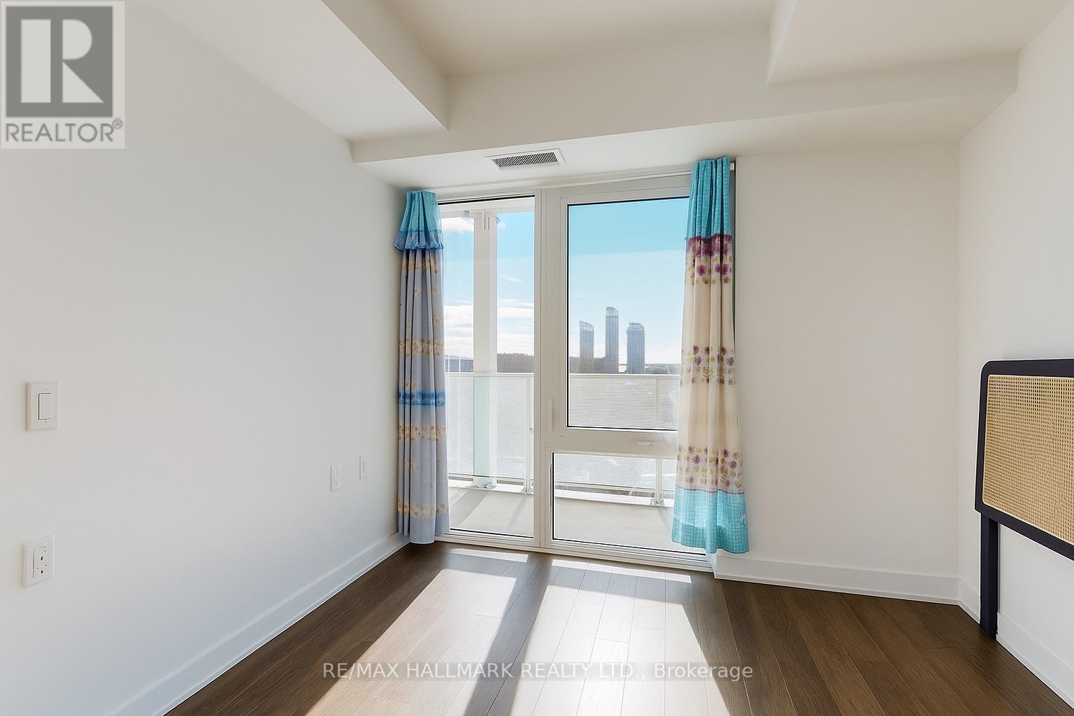 1207 - 88 Queen Street E, Toronto, Ontario  M5C 0B6 - Photo 17 - C12521022