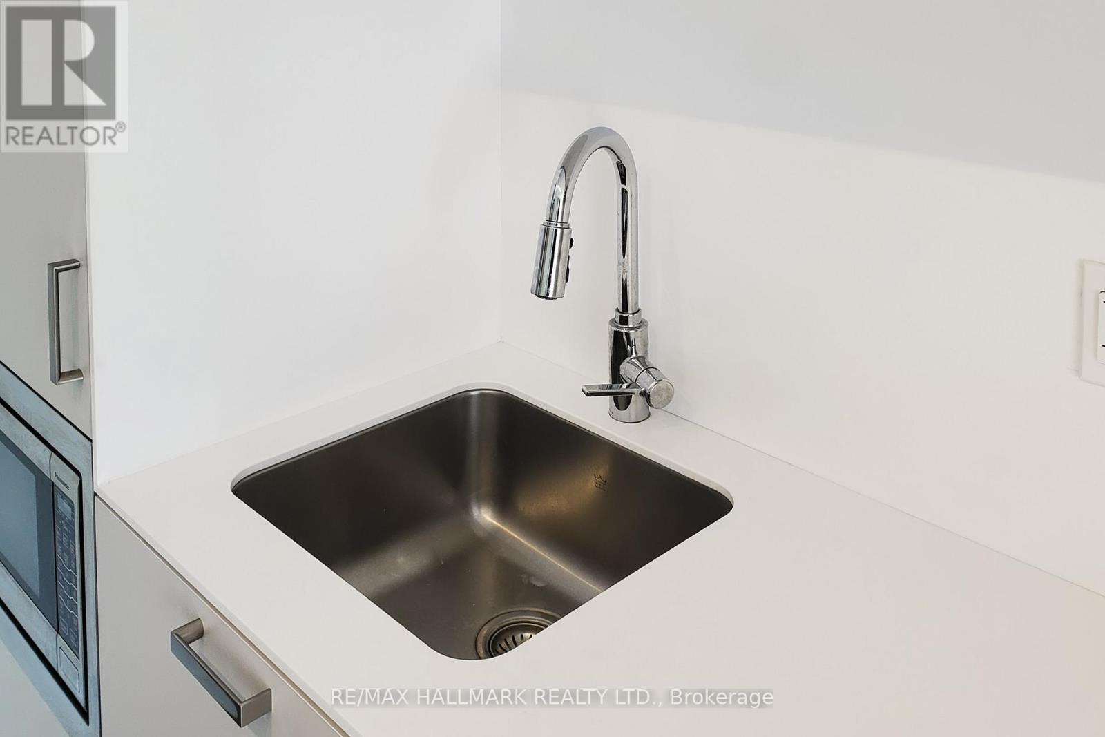 1207 - 88 Queen Street E, Toronto, Ontario  M5C 0B6 - Photo 25 - C12521022