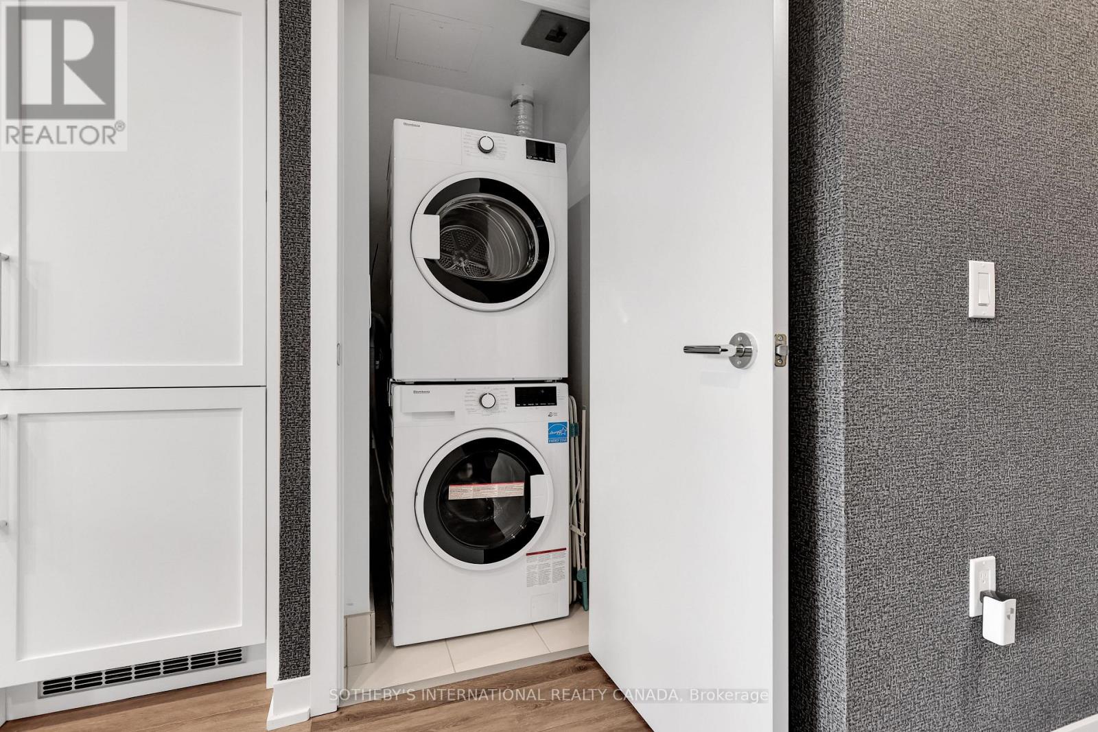 505 - 250 Lawrence Avenue, Toronto, Ontario  M5M 1B1 - Photo 13 - C12521052