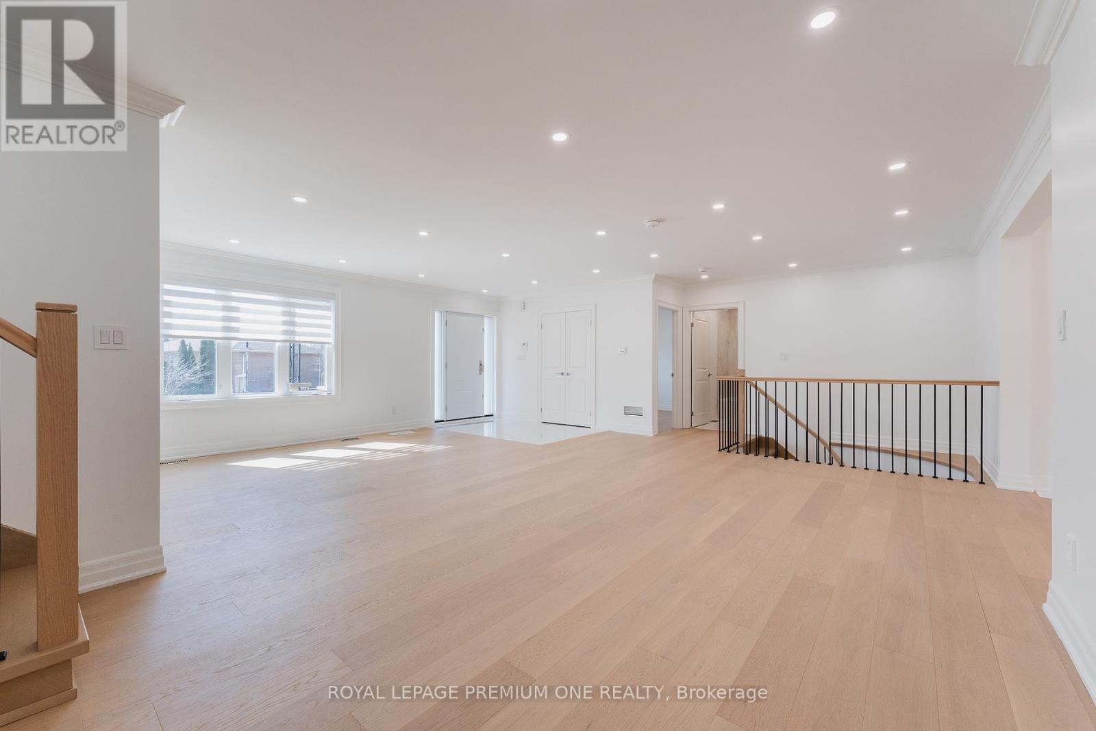 286 Waterloo Avenue S, Toronto, Ontario  M3H 3Z8 - Photo 13 - C12521074