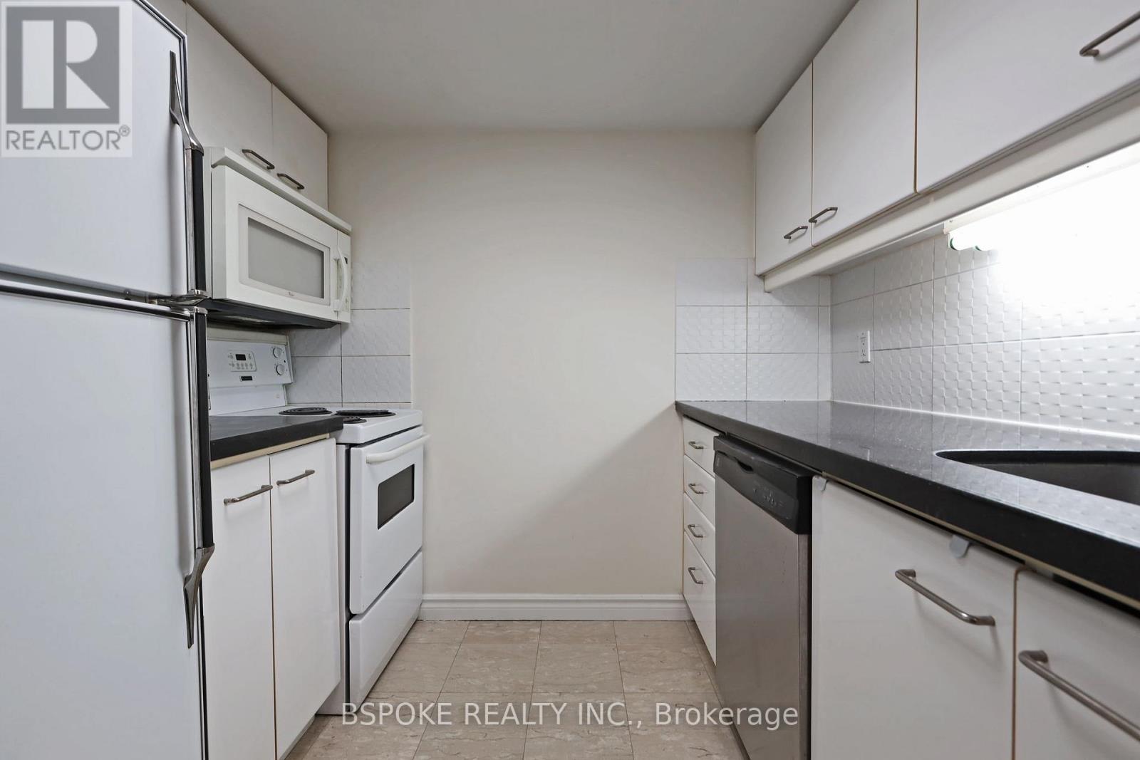 2500 - 38 Elm Street, Toronto, Ontario  M5G 2K5 - Photo 4 - C12521118