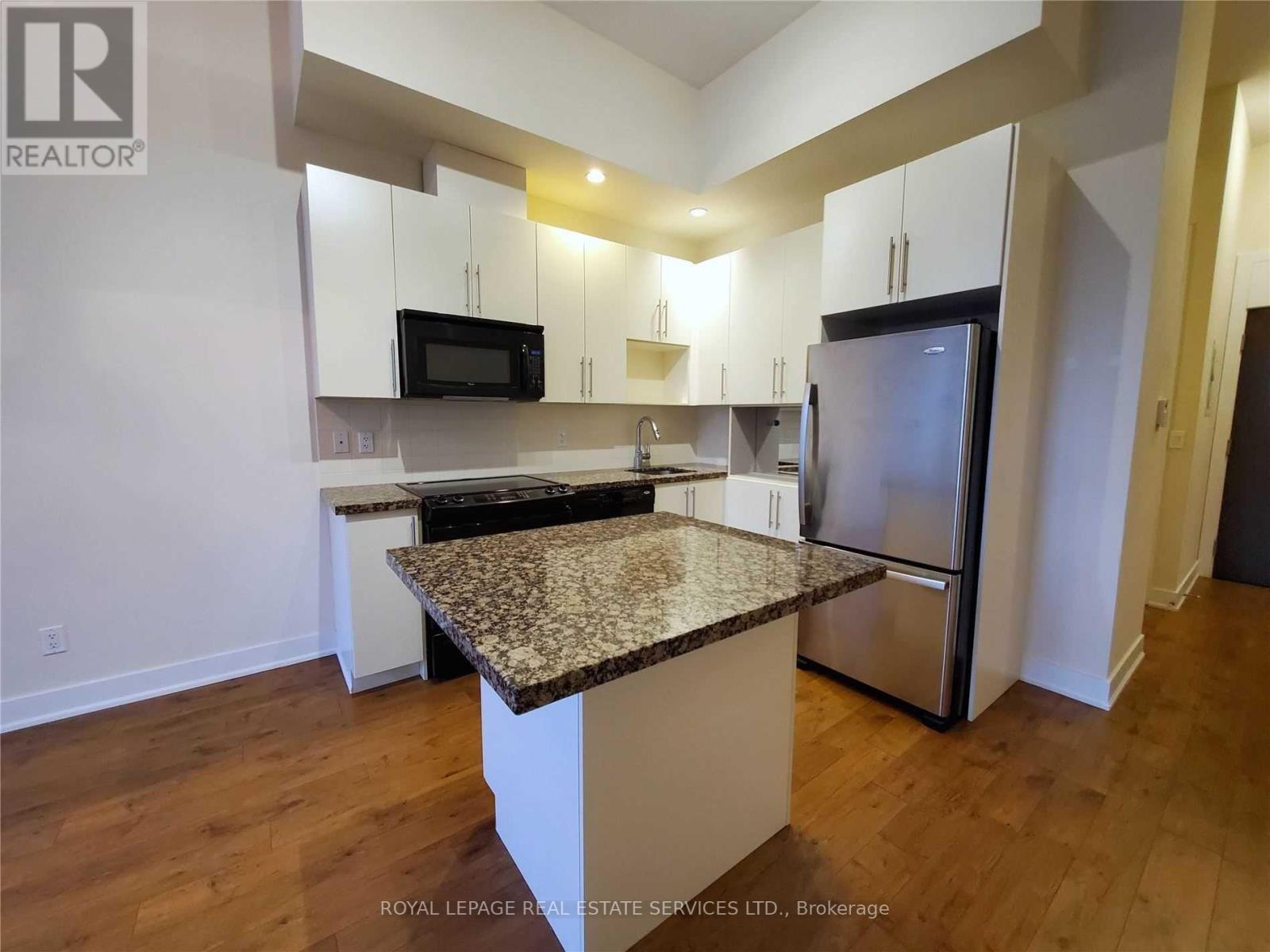 206 - 28 Linden Street, Toronto, Ontario  M4Y 0A4 - Photo 3 - C12521152