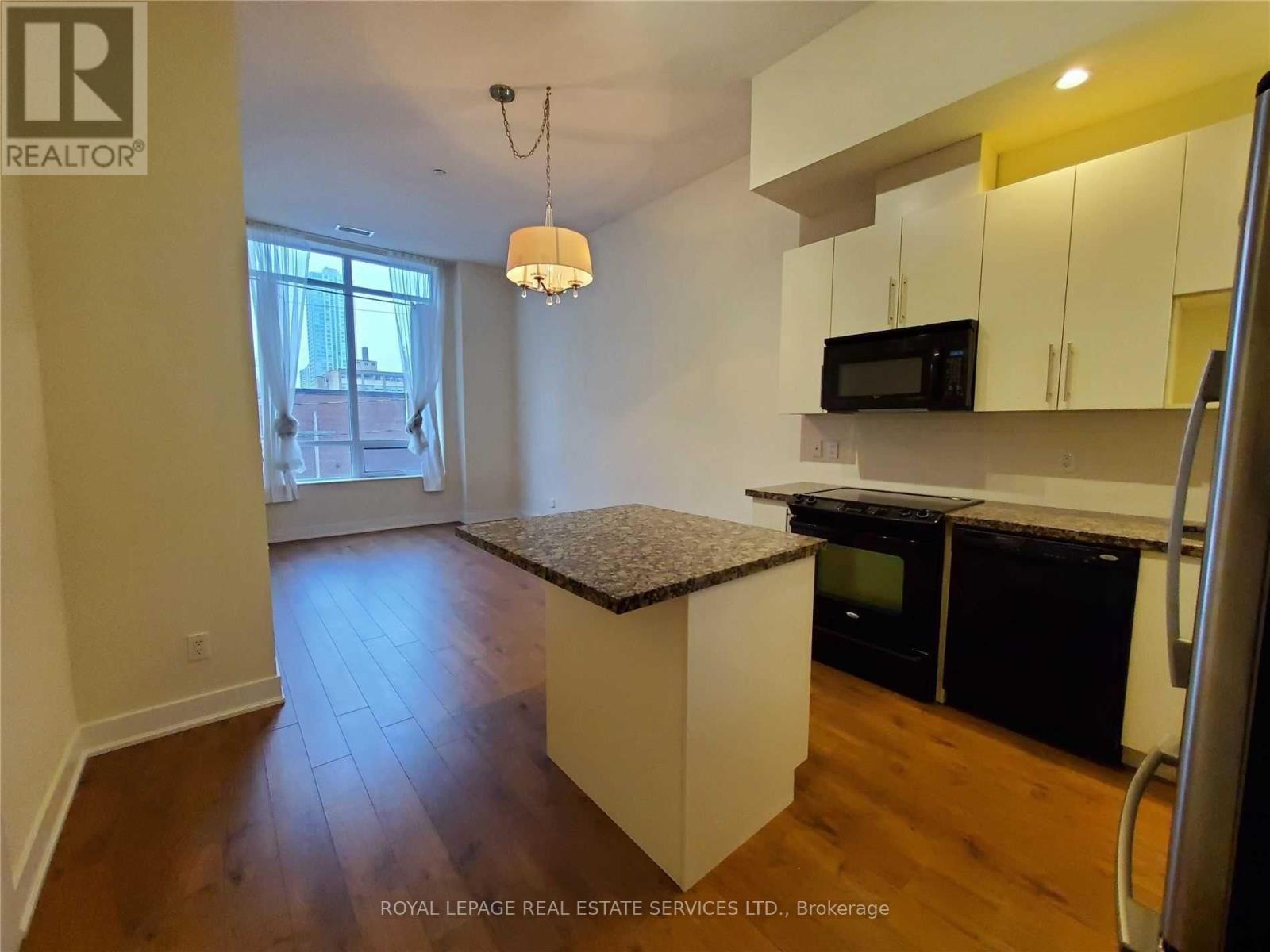 206 - 28 Linden Street, Toronto, Ontario  M4Y 0A4 - Photo 7 - C12521152