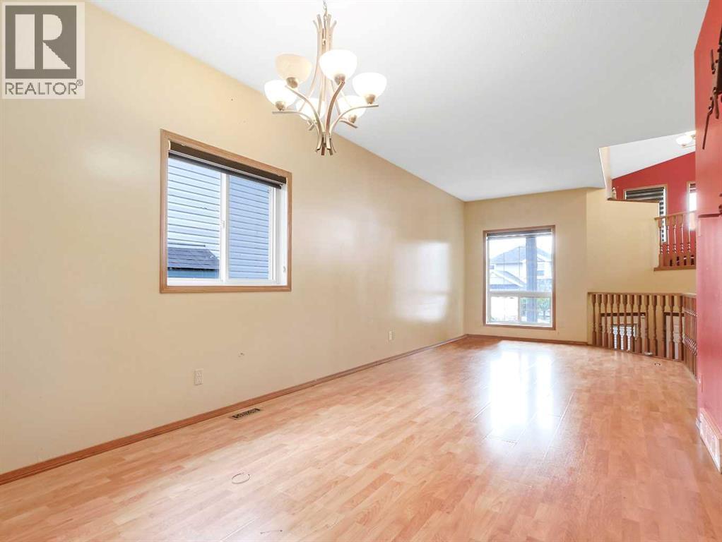 622 Saddlecreek Way Ne, Calgary, Alberta  T3J 4A3 - Photo 4 - A2264247