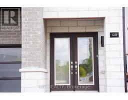 128 DANIELLE MOORE CIRCLE, Toronto, Ontario