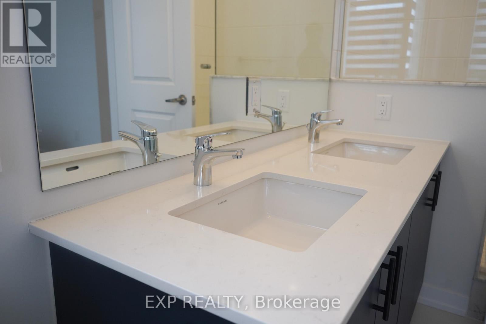 128 Danielle Moore Circle, Toronto, Ontario  M1P 0G9 - Photo 45 - E12520212