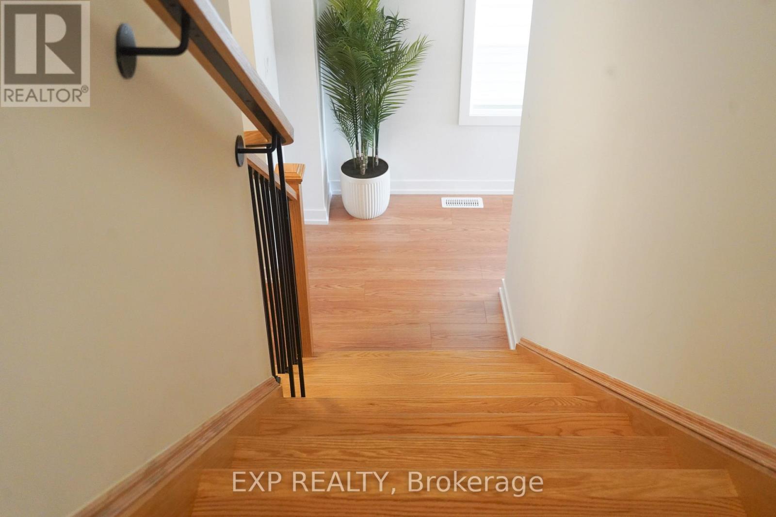 128 Danielle Moore Circle, Toronto, Ontario  M1P 0G9 - Photo 6 - E12520212