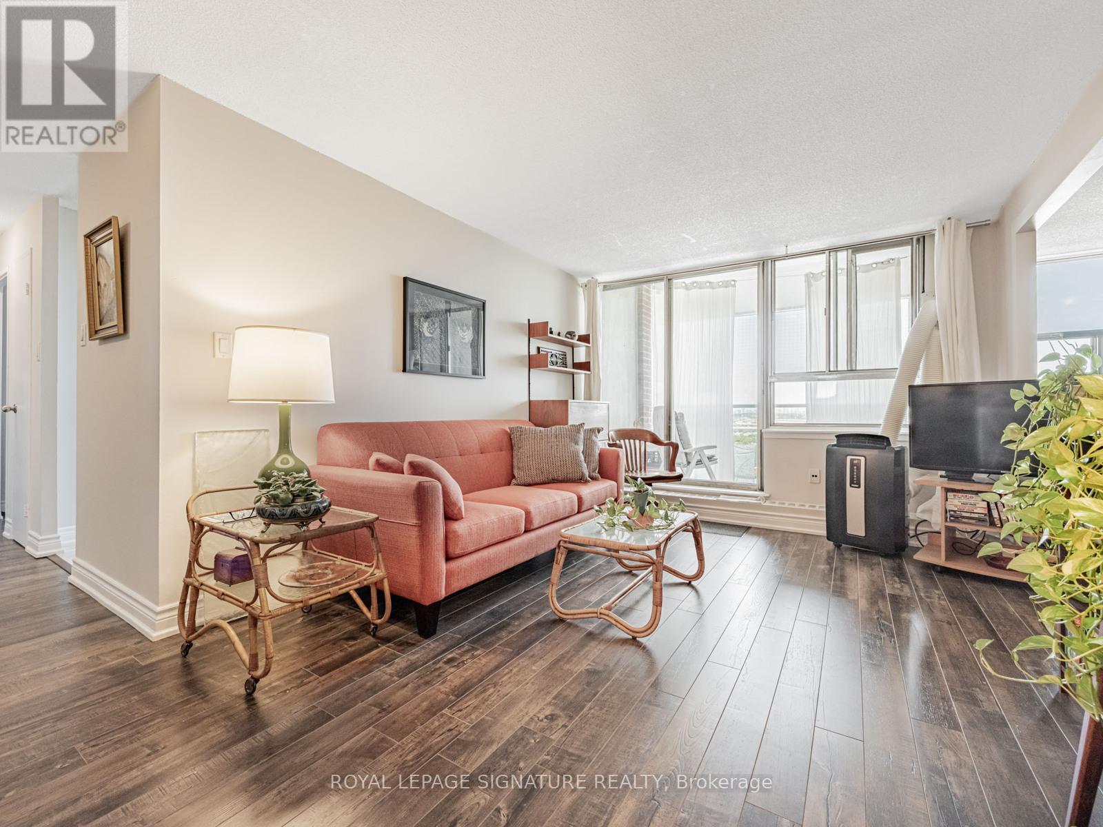 2003 - 100 Wingarden Court, Toronto, Ontario  M1B 2P4 - Photo 2 - E12520890